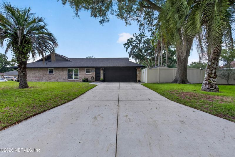 11526 Baskerville Rd, Jacksonville, FL 32223