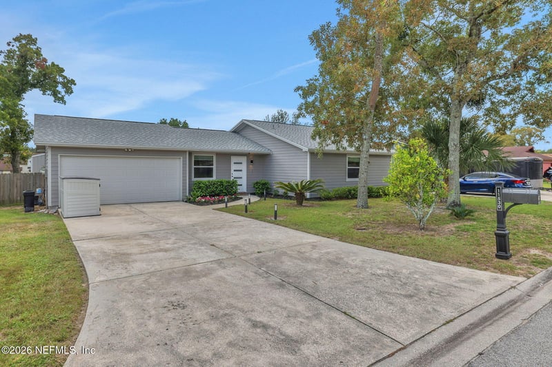 11530 Broad Leaf Dr, Jacksonville, FL 32225