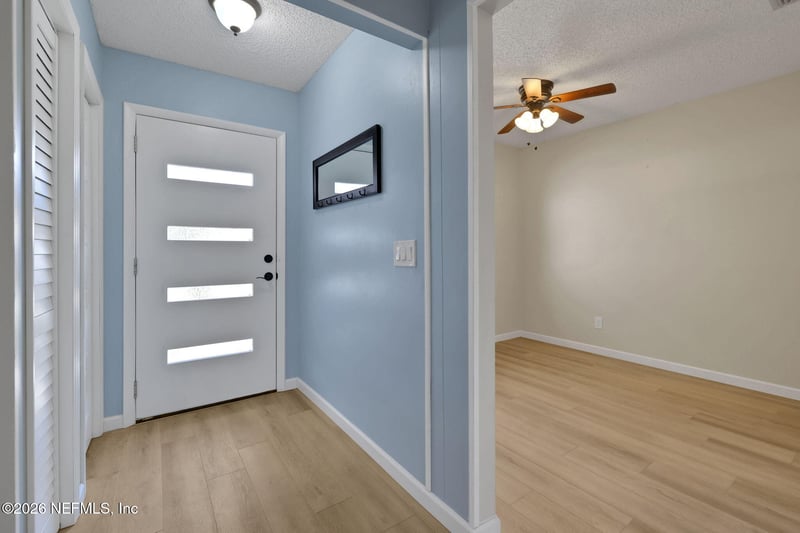 11530 Broad Leaf Dr, Jacksonville, FL 32225