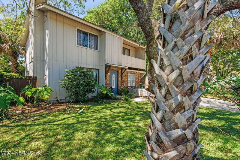 1154 Penman Rd, Jacksonville Beach, FL 32250