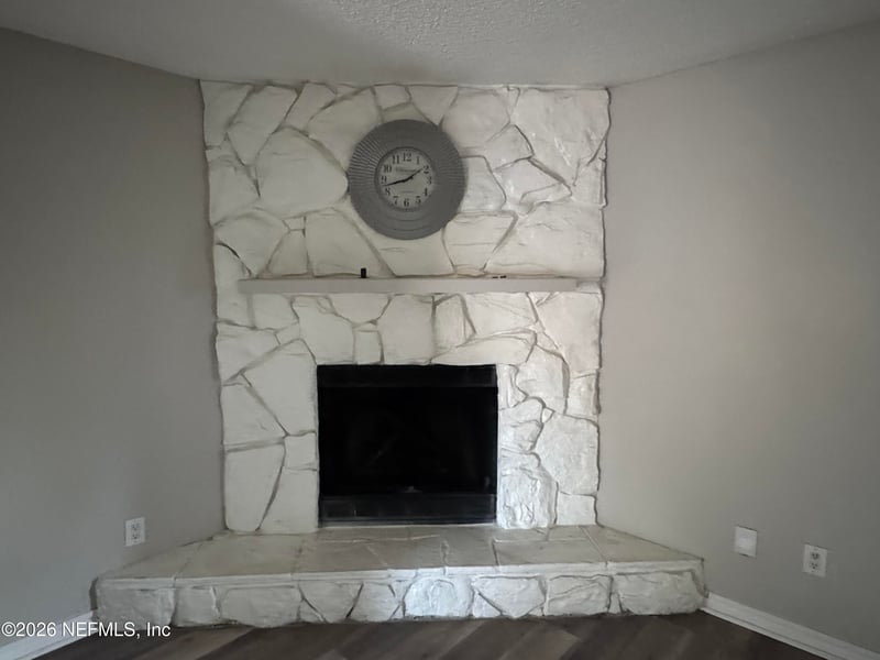 11563 N Dunes Way Dr, Jacksonville, FL 32225