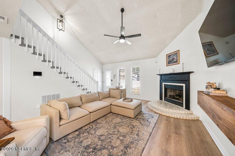 11588 Fort Caroline Lakes Dr, Jacksonville, FL 32225
