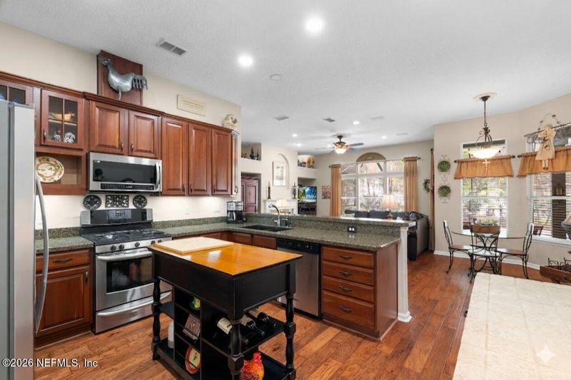 116 Strawberry Ln, St Johns, FL 32259
