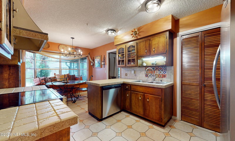 116 Vanderford Rd N, Orange Park, FL 32073