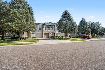 11608 Hickory Oak Dr, Jacksonville, FL 32218