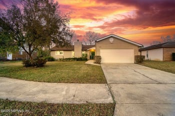 11613 Lake Ride Dr, Jacksonville, FL 32223