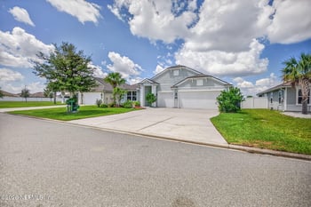 11614 Lake Chub Dr, Jacksonville, FL 32226