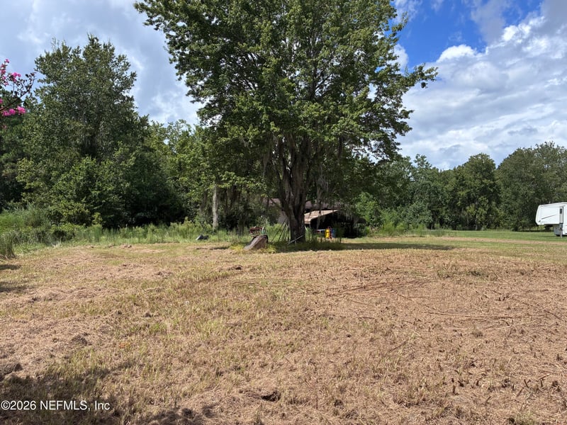 11630 Simmons Rd, Jacksonville, FL 32218