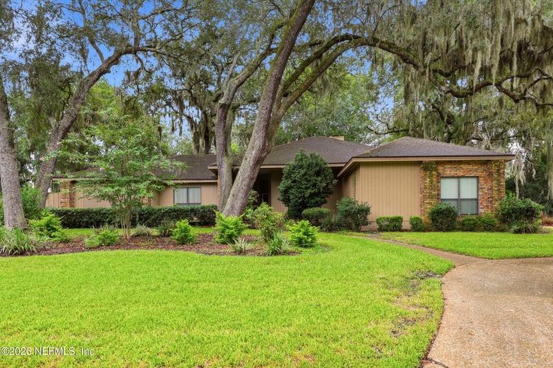 11634 Hidden Hills Dr S, Jacksonville, FL 32225