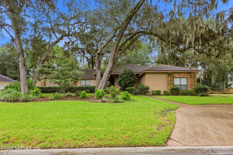 11634 Hidden Hills Dr S, Jacksonville, FL 32225