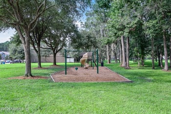 11673 Hickory Oak Dr, Jacksonville, FL 32218