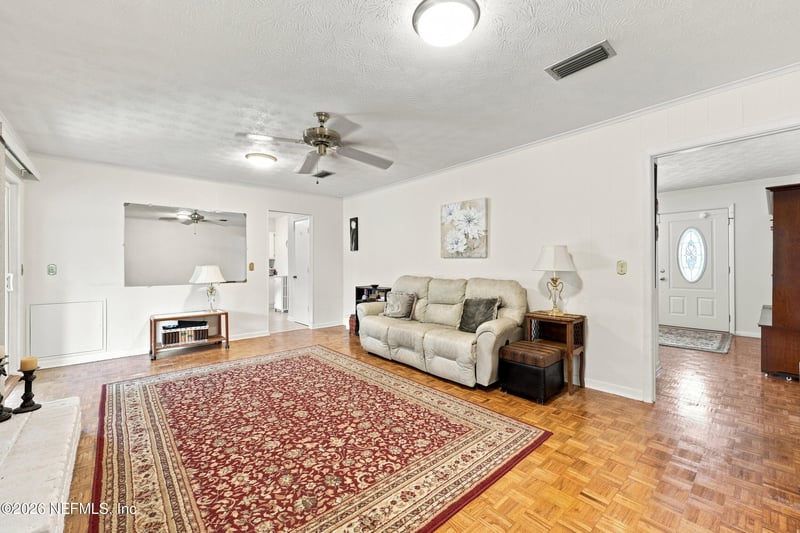 1169 Montego Rd E, Jacksonville, FL 32216