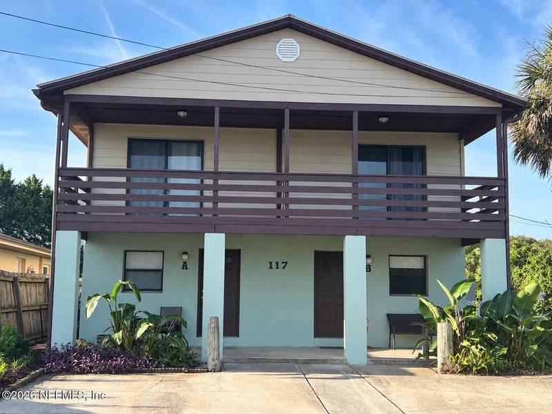 117 9th St, St Augustine Beach, FL 32080
