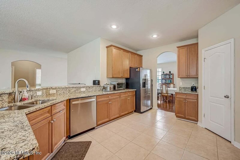11703 Magnolia Falls Dr, Jacksonville, FL 32258