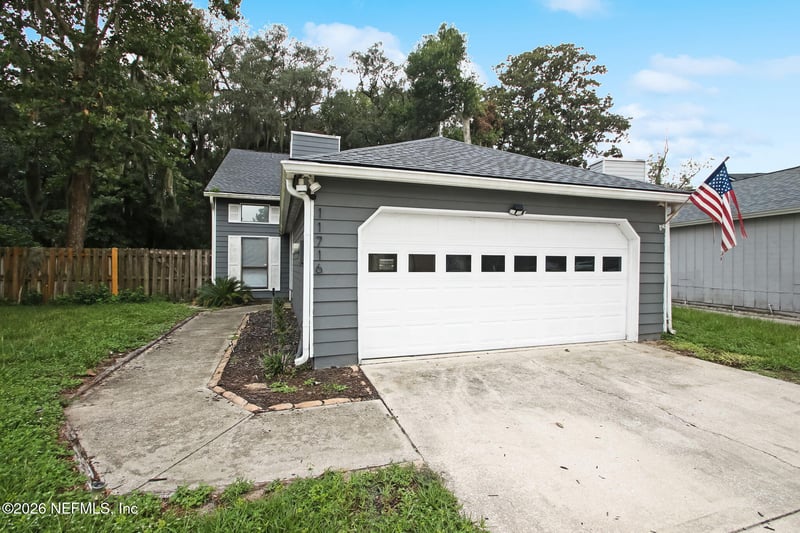 11716 Valley Garden Dr, Jacksonville, FL 32225