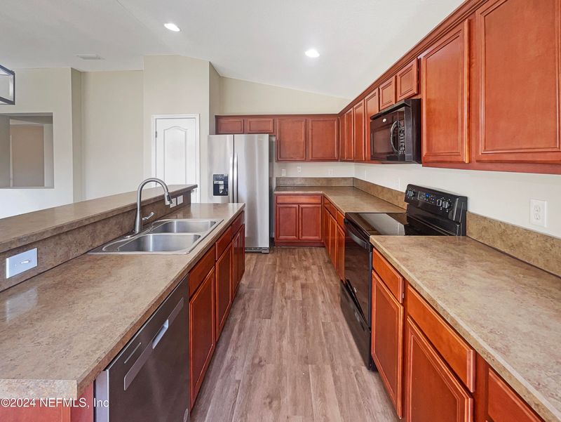 11720 Silver Hill Dr, Jacksonville, FL 32218