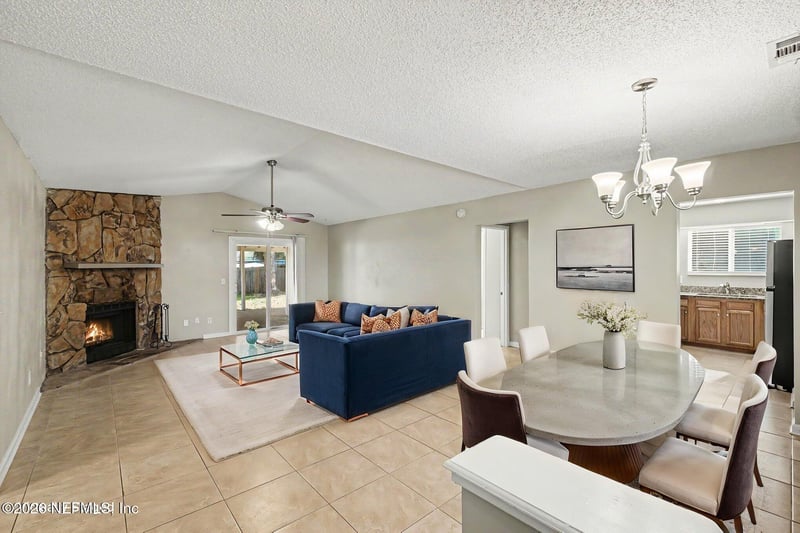 11737 Wattle Tree Ct, Jacksonville, FL 32246