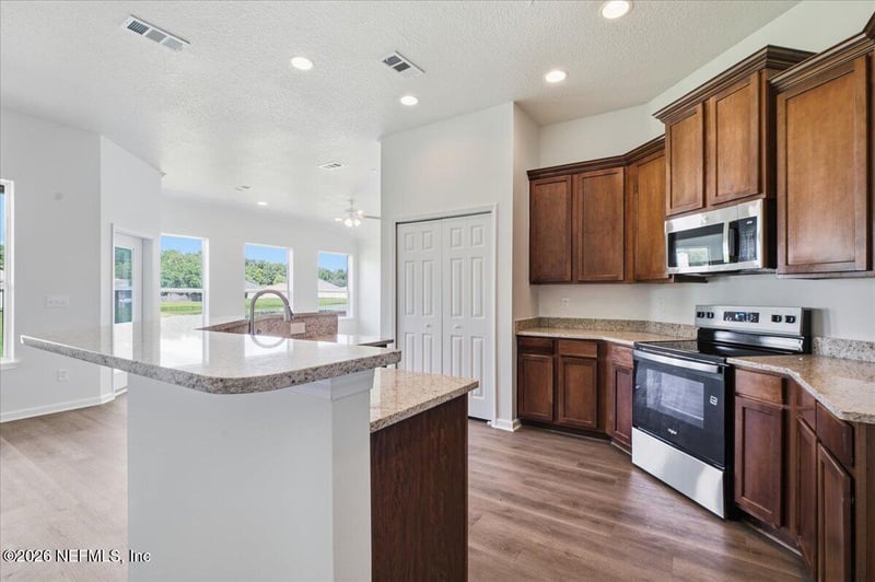 11758 Rolling River Blvd, Jacksonville, FL 32219