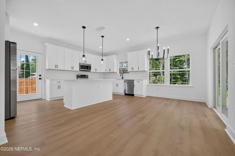 1177 Floyd St, Fleming Island, FL 32003