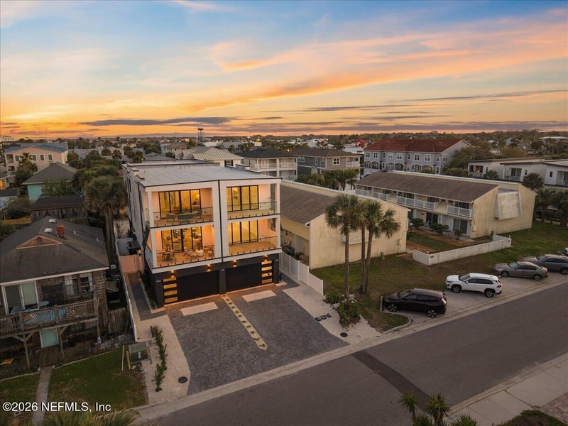 118 13th Ave S #101 B, Jacksonville Beach, FL 32250