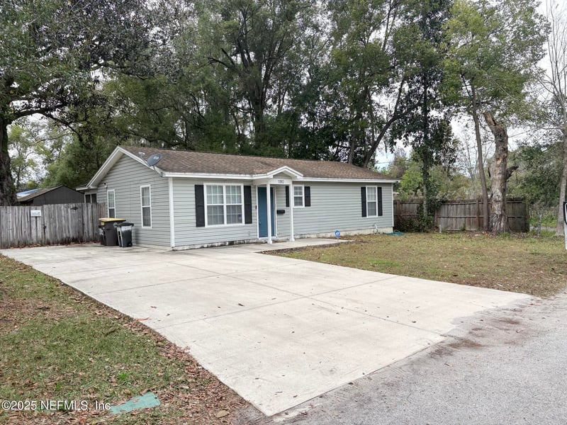 1180 Wycoff Ave, Jacksonville, FL 32205