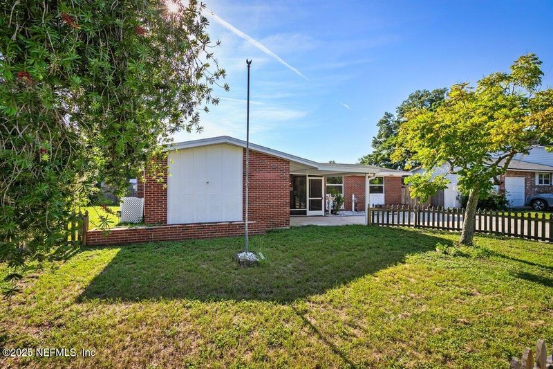 1185 Palisades Dr, Jacksonville, FL 32221