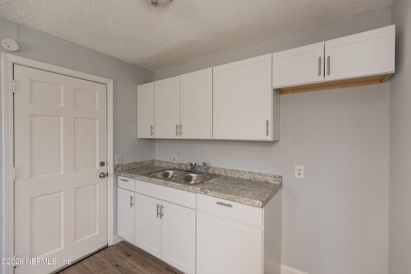 1185 W 20th St, Jacksonville, FL 32209