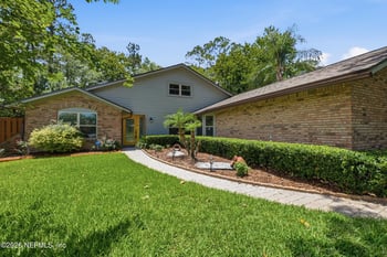 11852 Pegasus Dr, Jacksonville, FL 32223