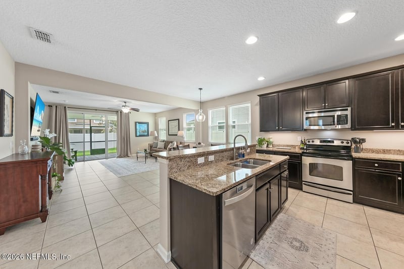 11854 Wynnfield Lakes Cir, Jacksonville, FL 32246