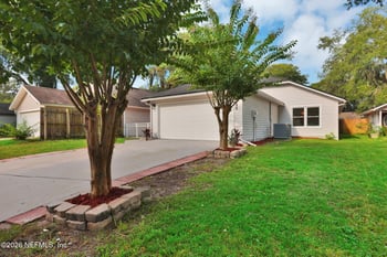 1189 Cove Landing Dr, Jacksonville, FL 32233