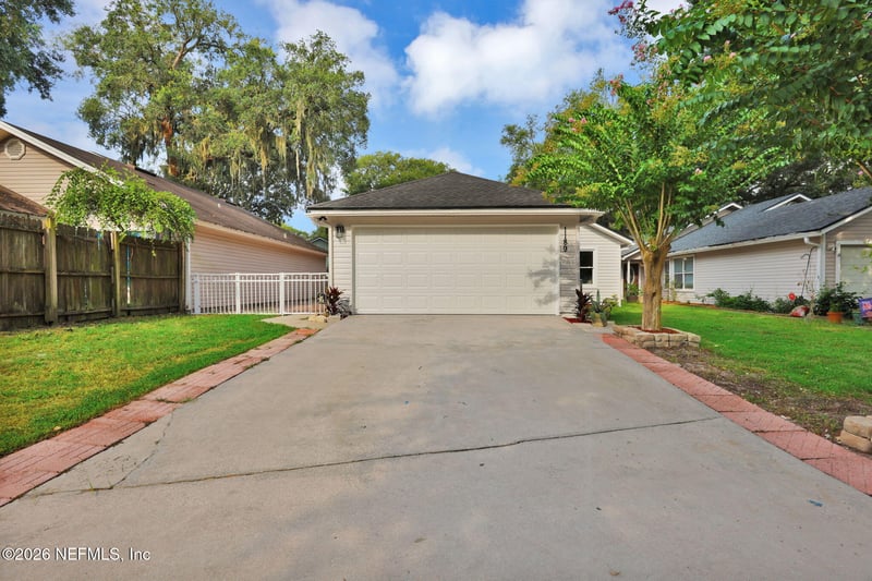 1189 Cove Landing Dr, Jacksonville, FL 32233