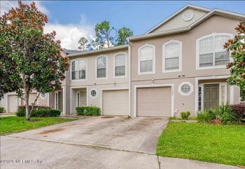 11898 Lake Bend Cir, Jacksonville, FL 32218