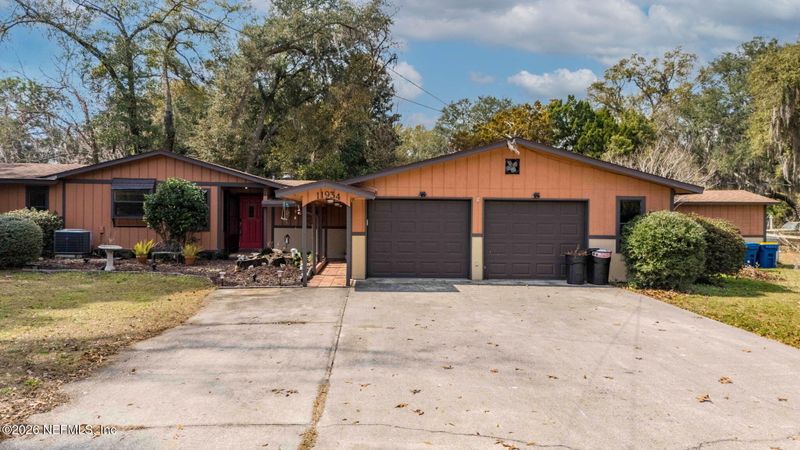 11934 Caney Ln, Jacksonville, FL 32218