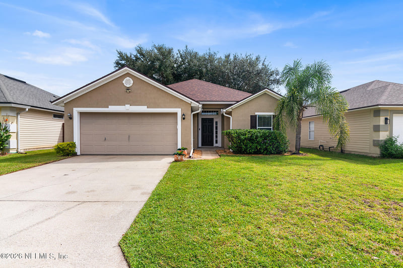 11941 Hayden Lakes Cir, Jacksonville, FL 32218