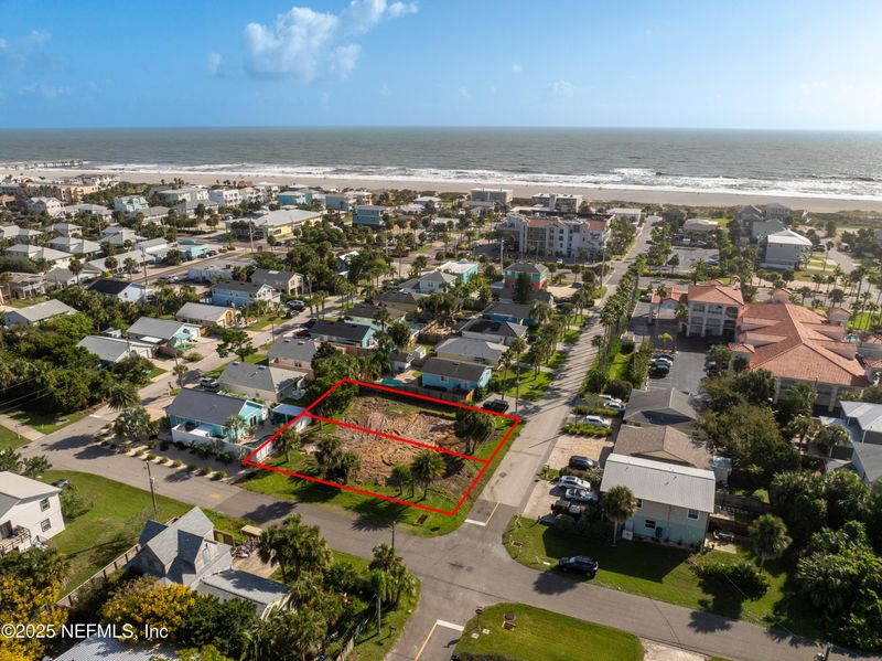 120 9th St, St Augustine Beach, FL 32080