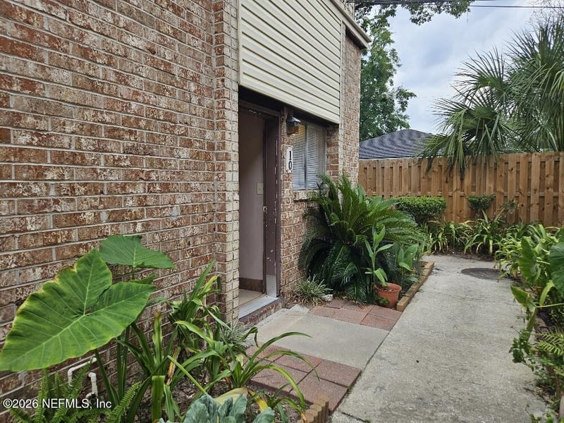 1200 Bretta St #10, Jacksonville, FL 32211