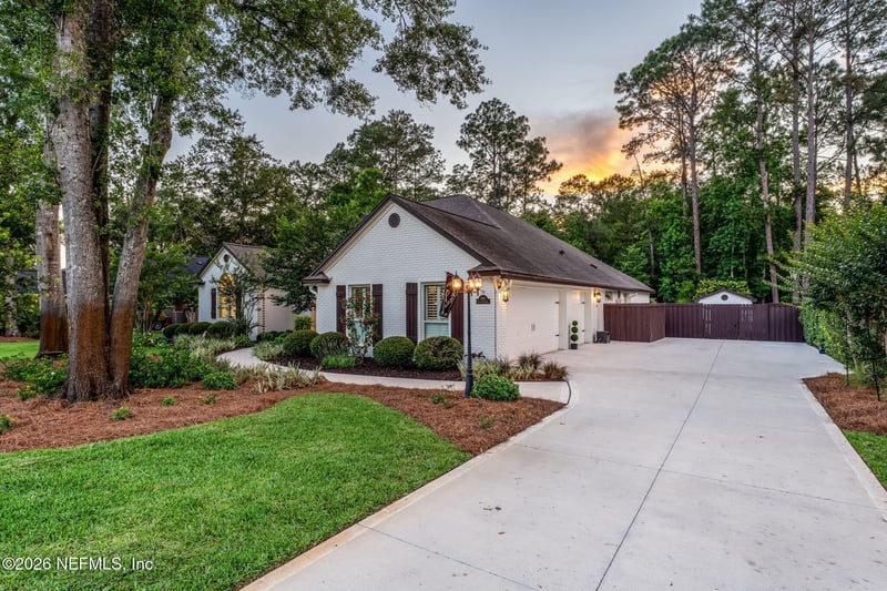 1204 Creek Bend Rd, St Johns, FL 32259