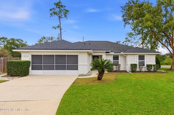 1204 Summit Oaks Dr W, Jacksonville, FL 32221