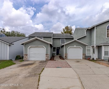 12057 Cobblewood Ln N, Jacksonville, FL 32225