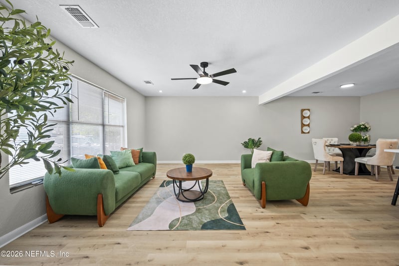 1206 Townsend Blvd, Jacksonville, FL 32211