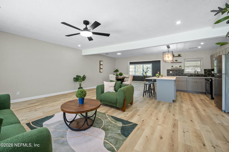 1206 Townsend Blvd, Jacksonville, FL 32211