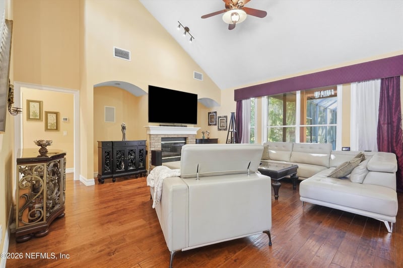 12064 Rising Oaks Ct, Jacksonville, FL 32223