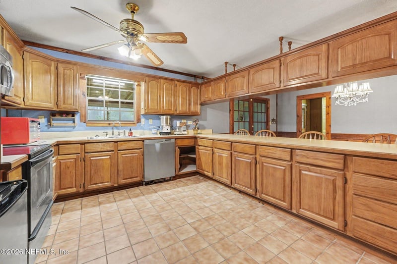12064 Sunowa Springs Trl, Bryceville, FL 32009