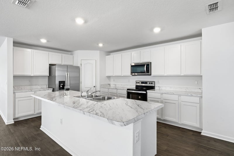 12069 Green Thicket Ln, Jacksonville, FL 32219