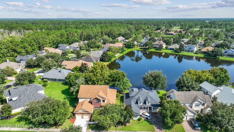 1207 Harbour Town Dr, Orange Park, FL 32065