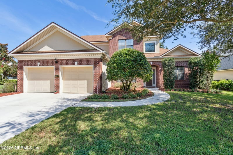 1207 Harbour Town Dr, Orange Park, FL 32065