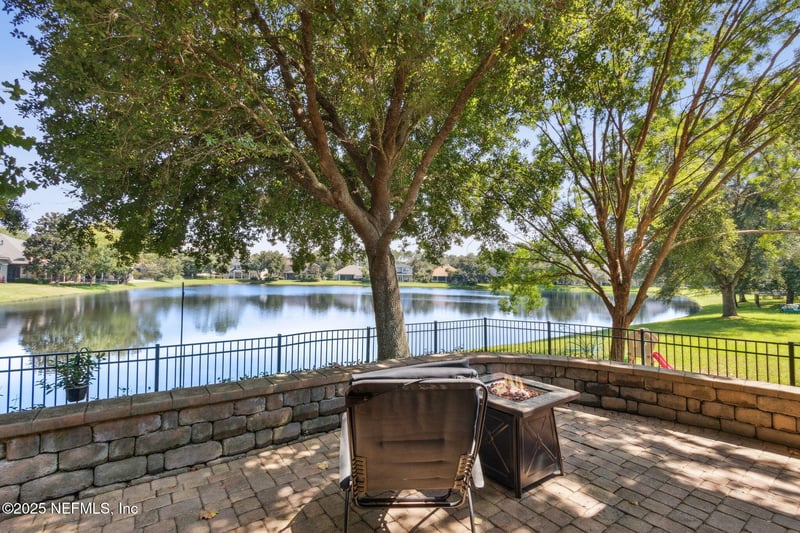 1207 Harbour Town Dr, Orange Park, FL 32065