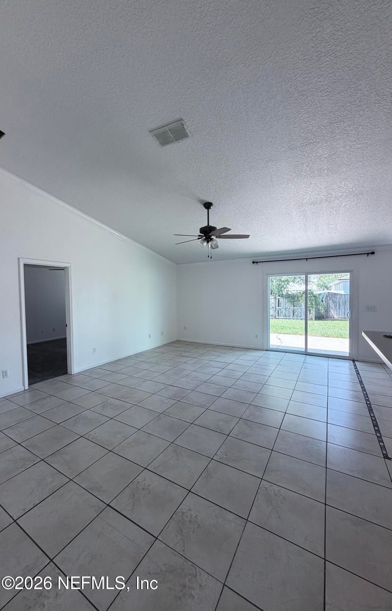 12079 Sunchase Dr, Jacksonville, FL 32246