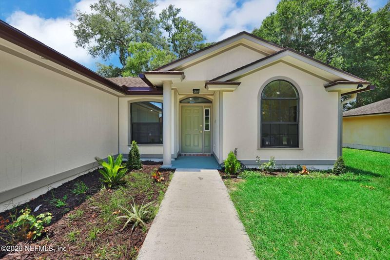1208 Dorwinion Dr, Jacksonville, FL 32225