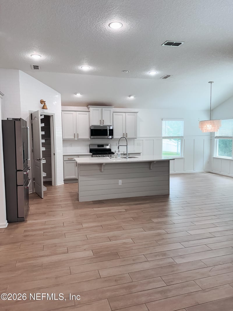 121 Balmoral Castle Dr, St Johns, FL 32259